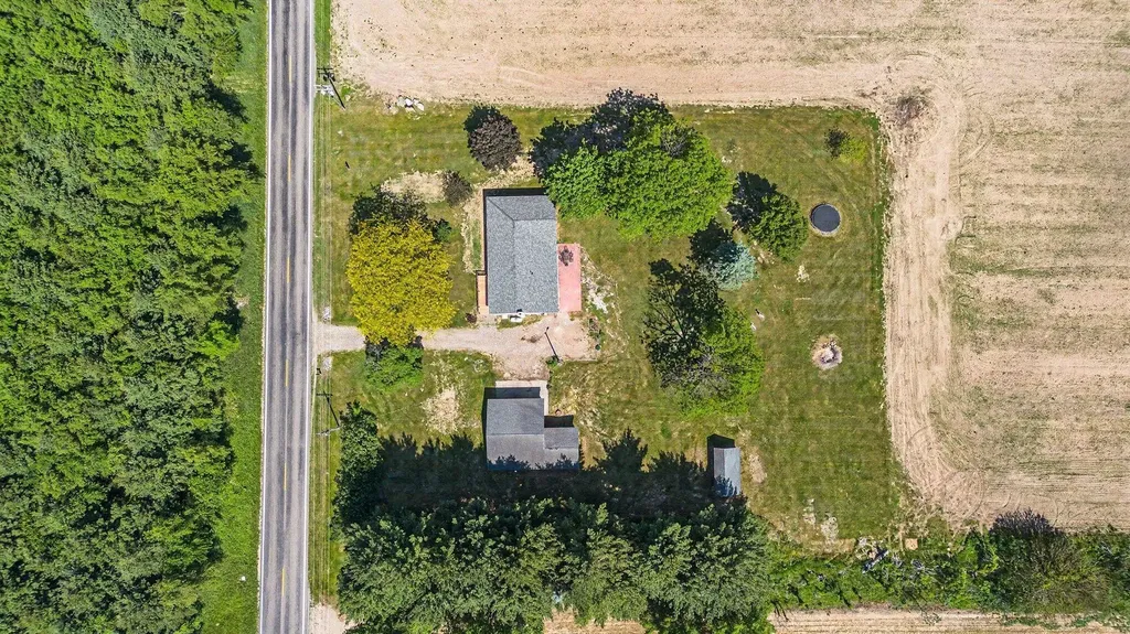 22111 Dutch Settlement Street Lagrange Township MI 49031