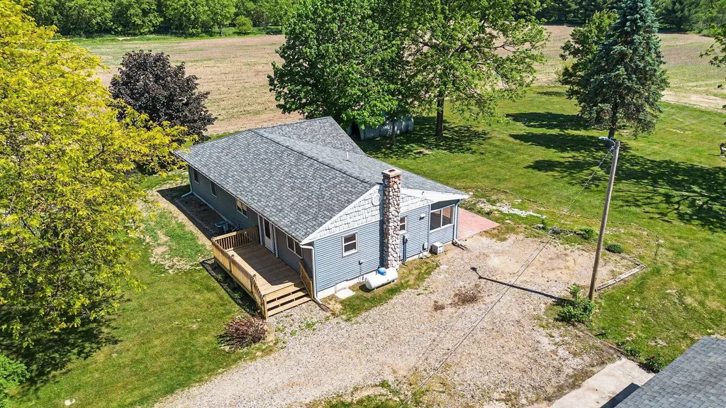 22111 Dutch Settlement Street Lagrange Township MI 49031