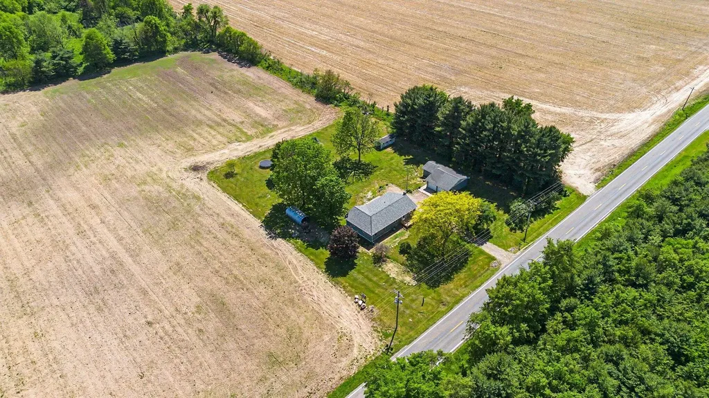 22111 Dutch Settlement Street Lagrange Township MI 49031
