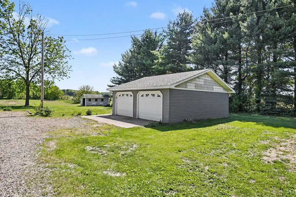 22111 Dutch Settlement Street Lagrange Township MI 49031