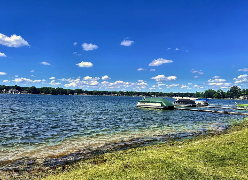 2647 Lake Shore Drive Howard Township MI 49120