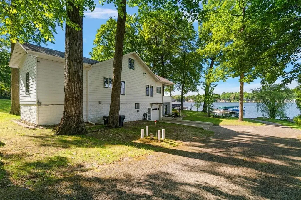 66666 95th Avenue Keeler Township MI 49047