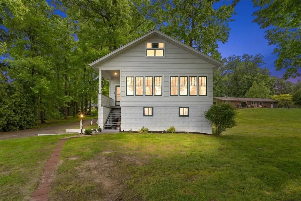 66666 95th Avenue Keeler Township MI 49047