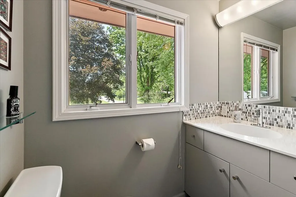 2963 E Bluffwood Terrace St. Joseph Charter Township MI 49085