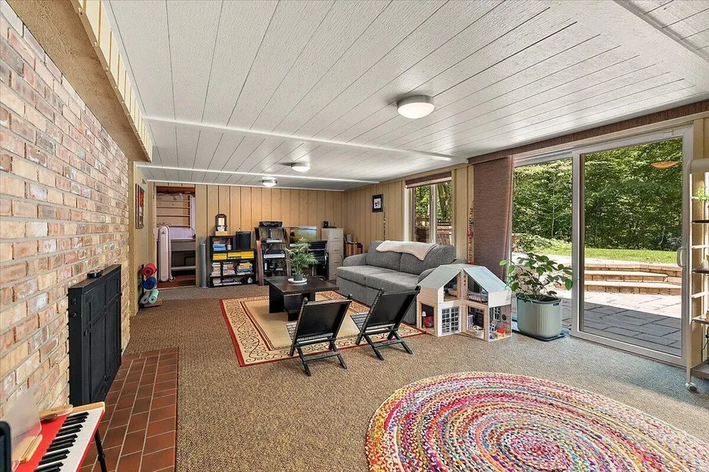 2963 E Bluffwood Terrace St. Joseph Charter Township MI 49085