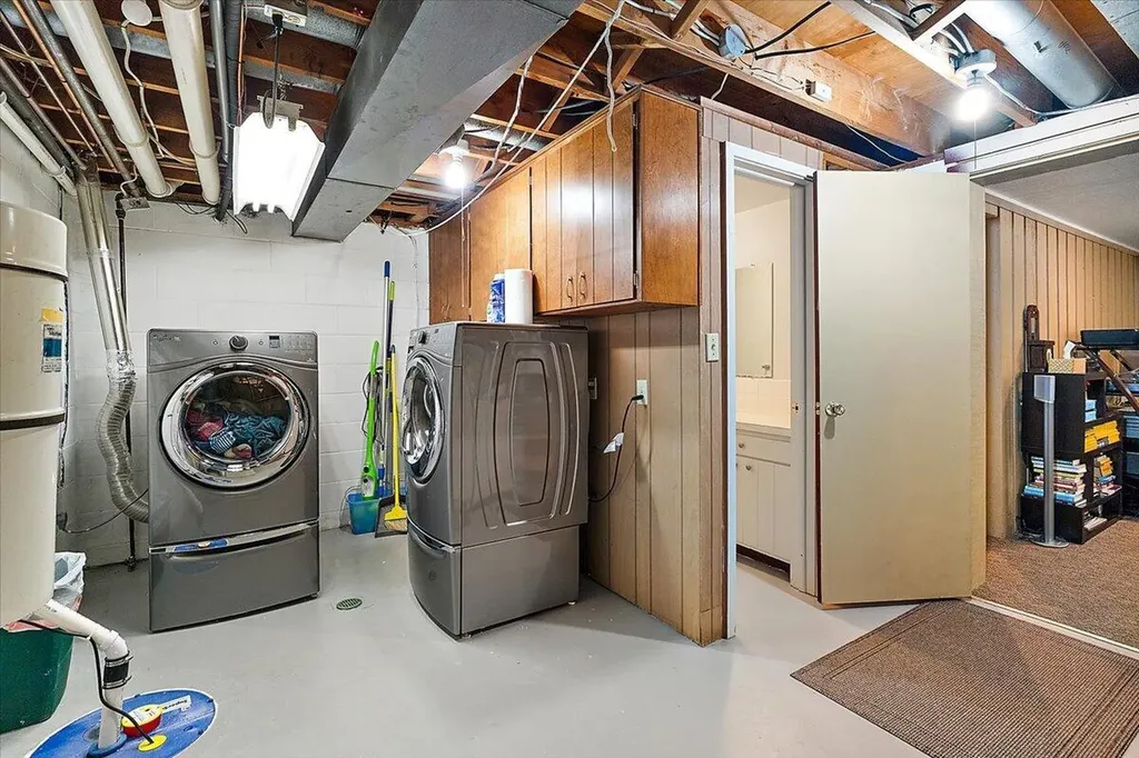 2963 E Bluffwood Terrace St. Joseph Charter Township MI 49085