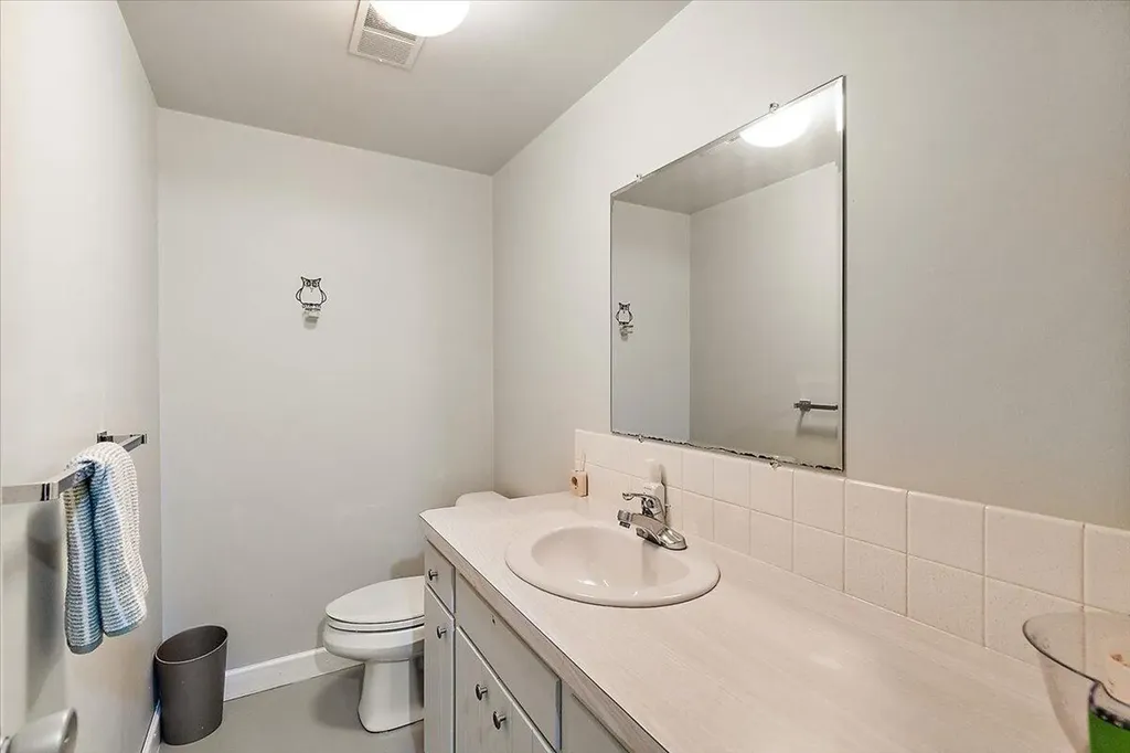 2963 E Bluffwood Terrace St. Joseph Charter Township MI 49085