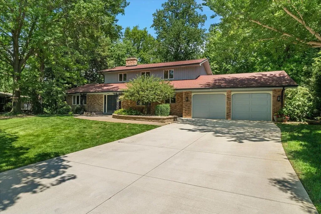 2963 E Bluffwood Terrace St. Joseph Charter Township MI 49085