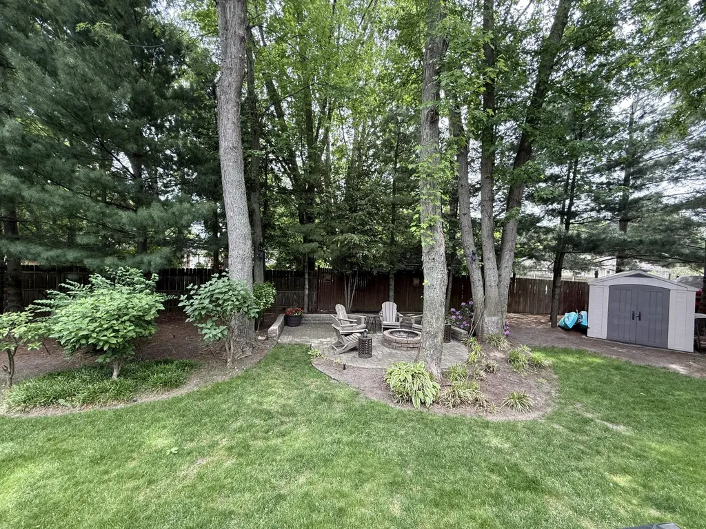 4009 Tudor Drive Lincoln Charter Township MI 49085