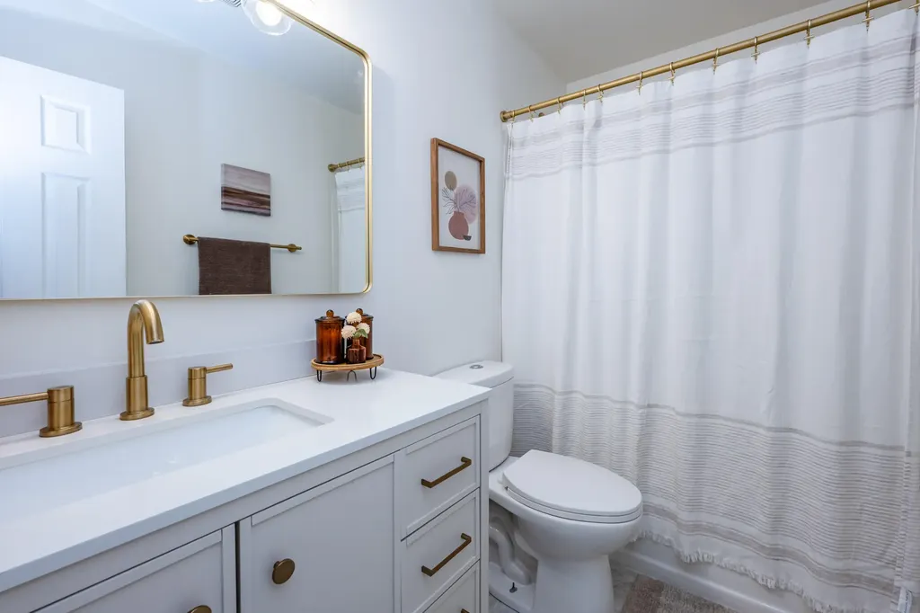 264 Leedy Street Coloma City MI 49038