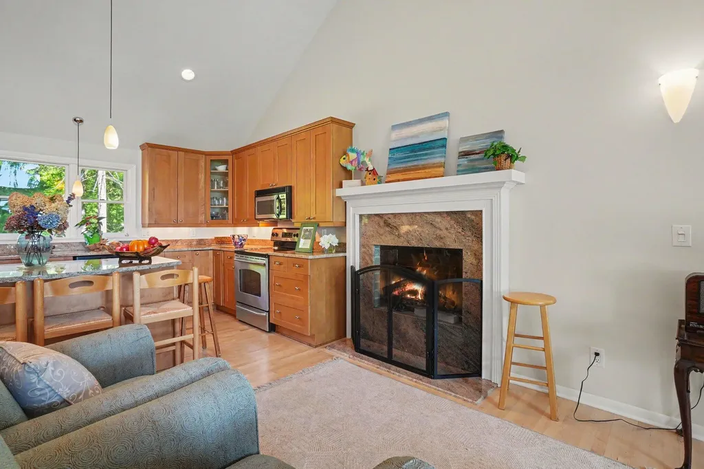 76675 11th Avenue South Haven Charter Township MI 49090