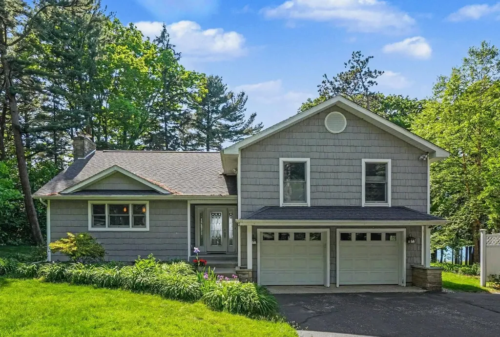 76675 11th Avenue South Haven Charter Township MI 49090