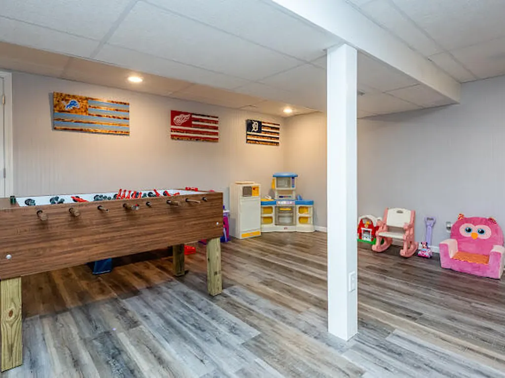 1386 Deerfield Street Lincoln Charter Township MI 49085