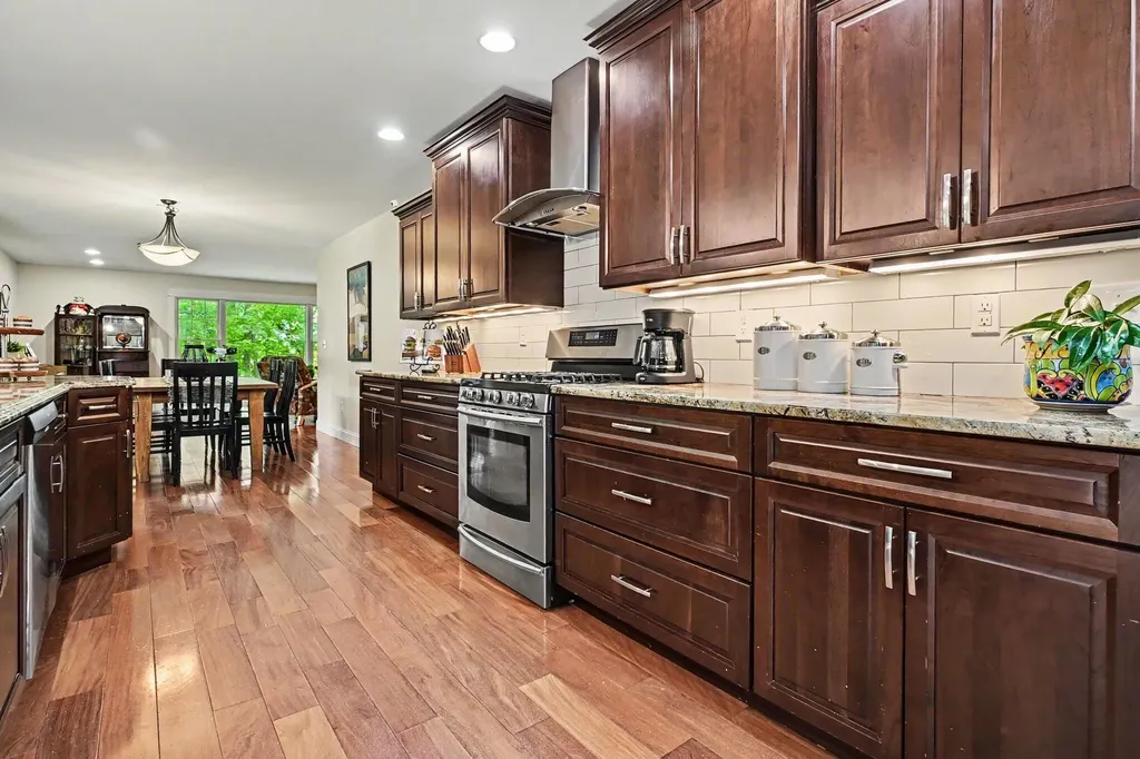 1086 Brunn Avenue St. Joseph Charter Township MI 49085