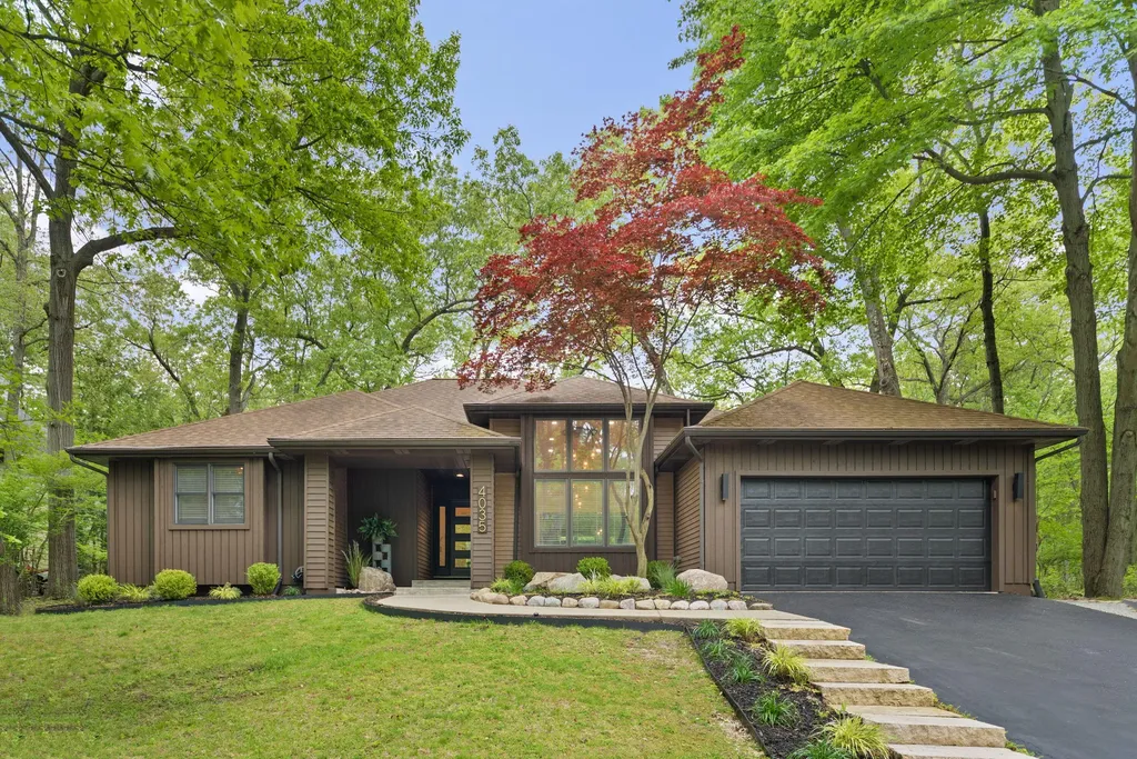 4035 Choctaw Trail Michiana Village MI 49117