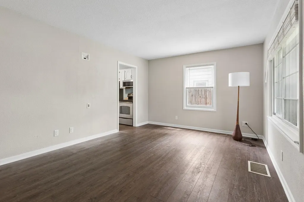 1602 Baker Drive Kalamazoo Charter Township MI 49048