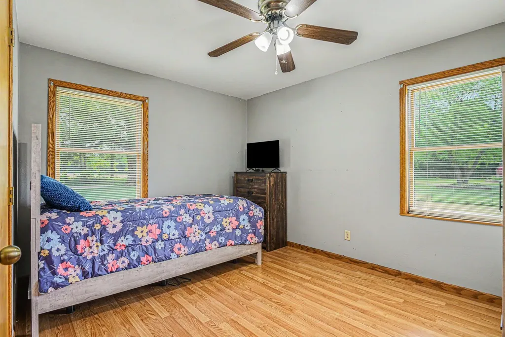 22180 Redfield Street Ontwa Township MI 49112