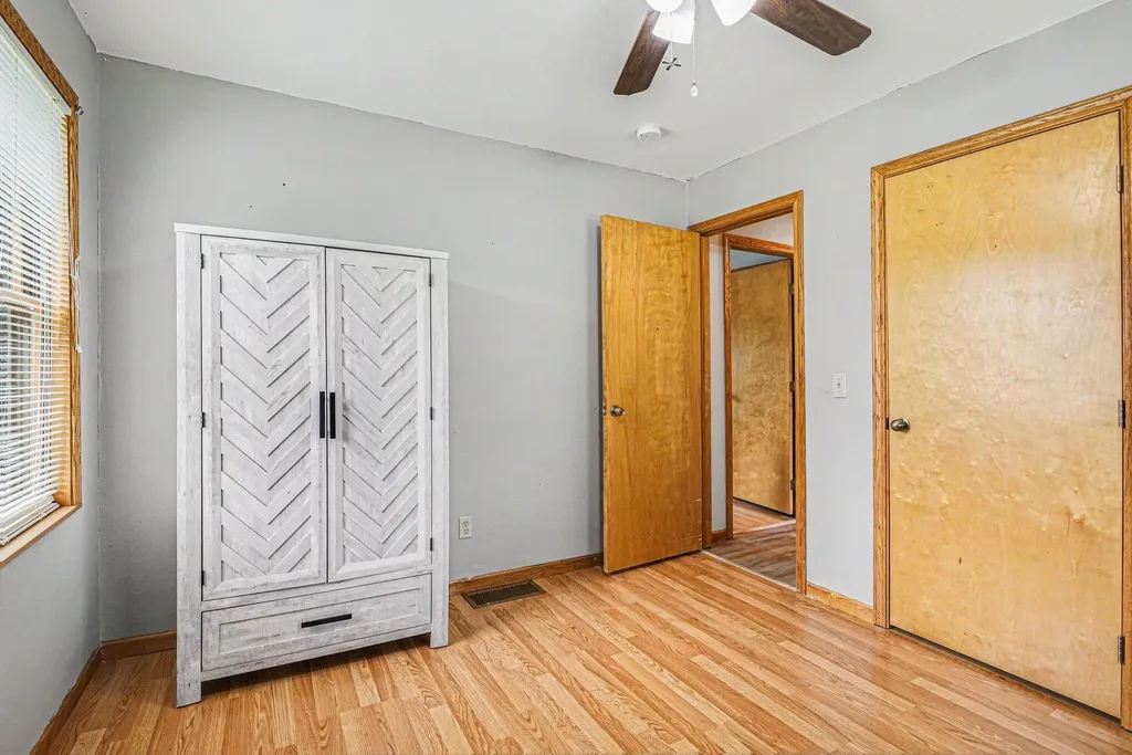 22180 Redfield Street Ontwa Township MI 49112