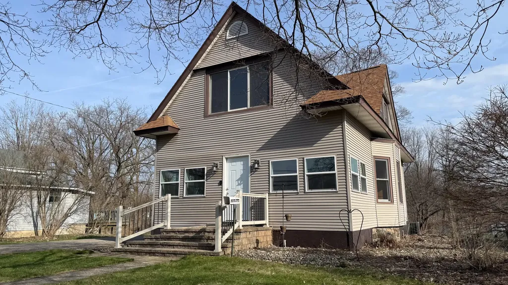 202 E Main Street Sandstone Township MI 49269