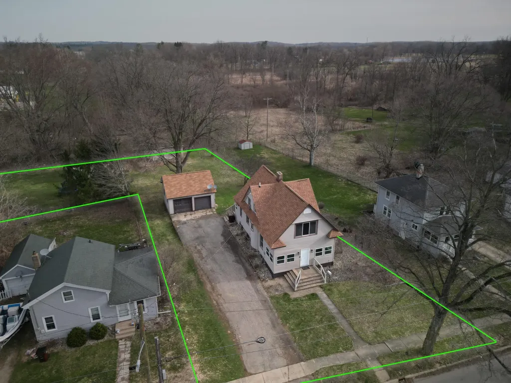 202 E Main Street Sandstone Township MI 49269