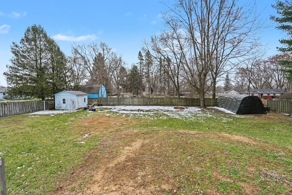 1750 Poplar Path Lincoln Charter Township MI 49127