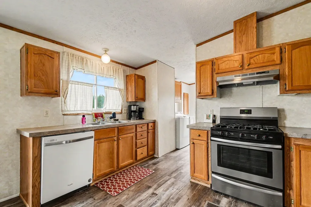 3065 Chamberlain Road Buchanan Township MI 49107
