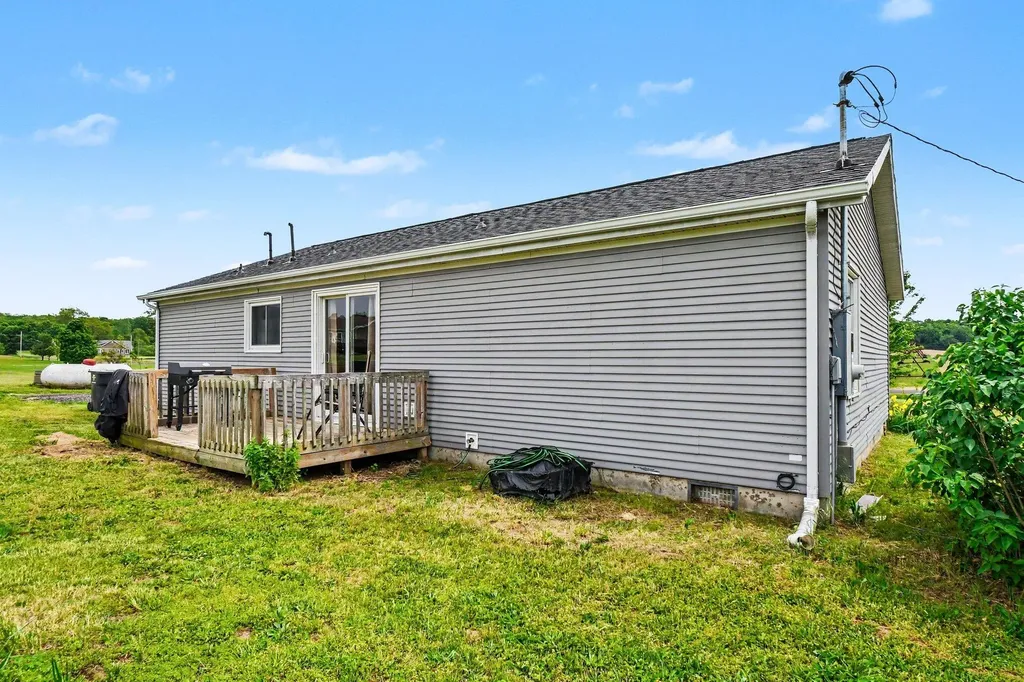 3065 Chamberlain Road Buchanan Township MI 49107