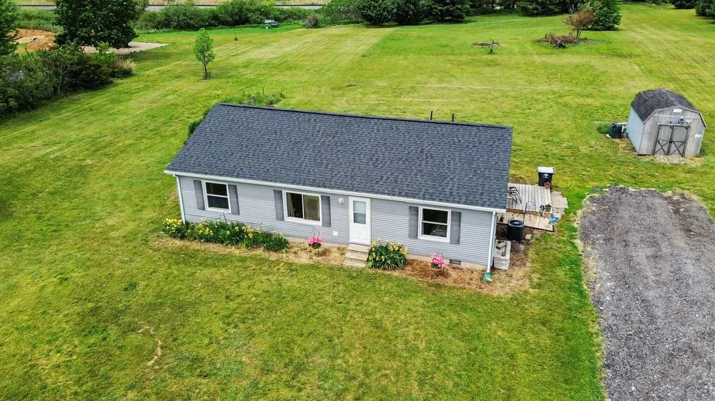 3065 Chamberlain Road Buchanan Township MI 49107