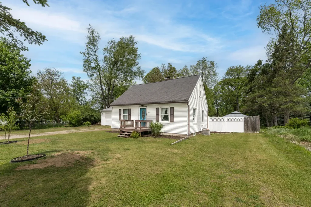 1403 Hamelink Drive Portage City MI 49002