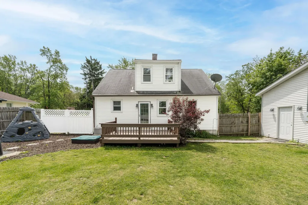 1403 Hamelink Drive Portage City MI 49002