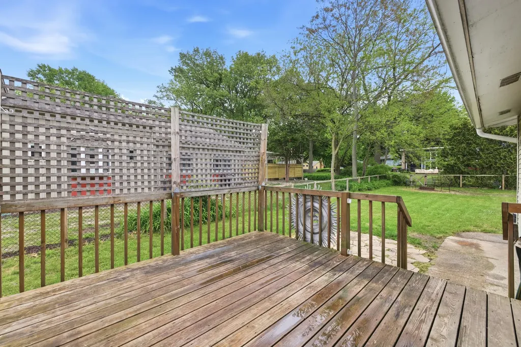 403 S Smith Street New Buffalo City MI 49117