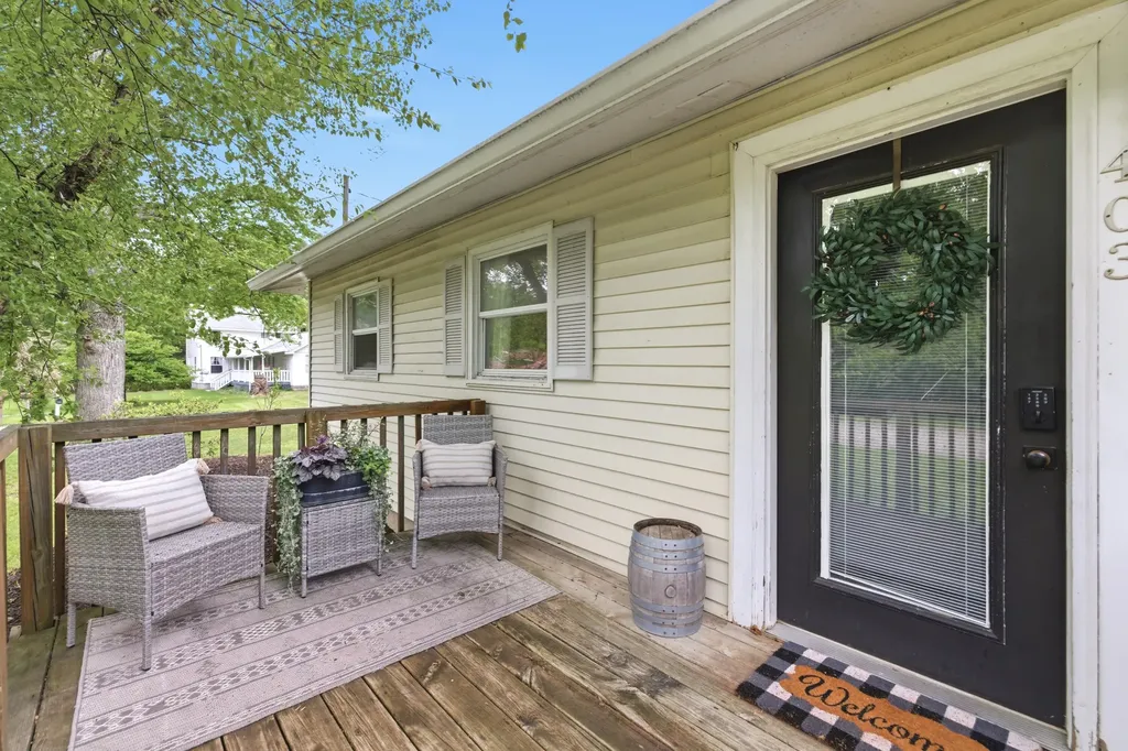 403 S Smith Street New Buffalo City MI 49117