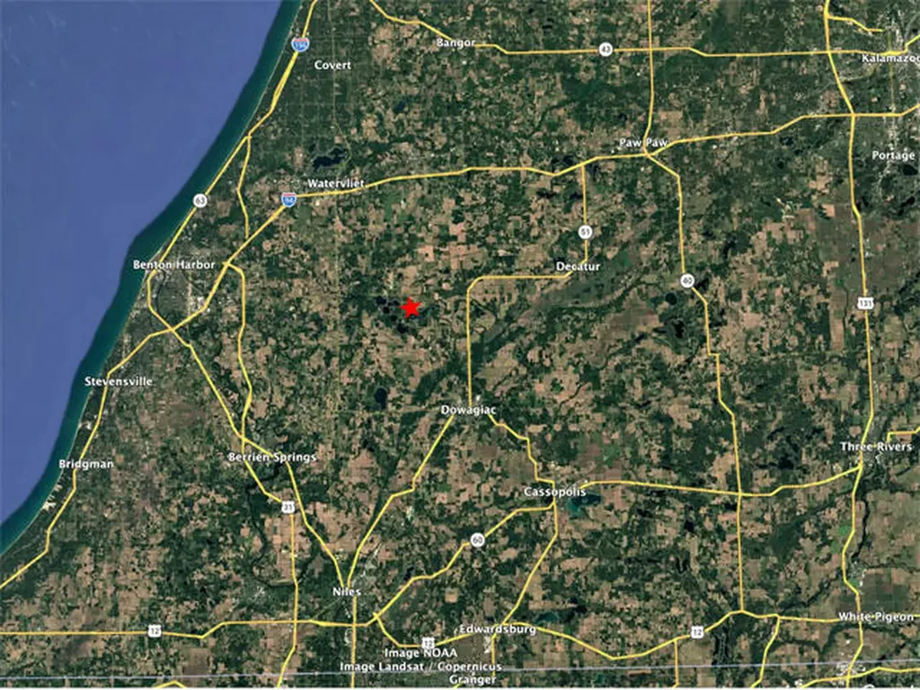 31165 County Line Road Silver Creek Township MI 49047