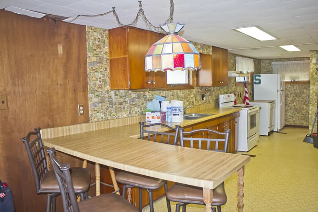 31165 County Line Road Silver Creek Township MI 49047