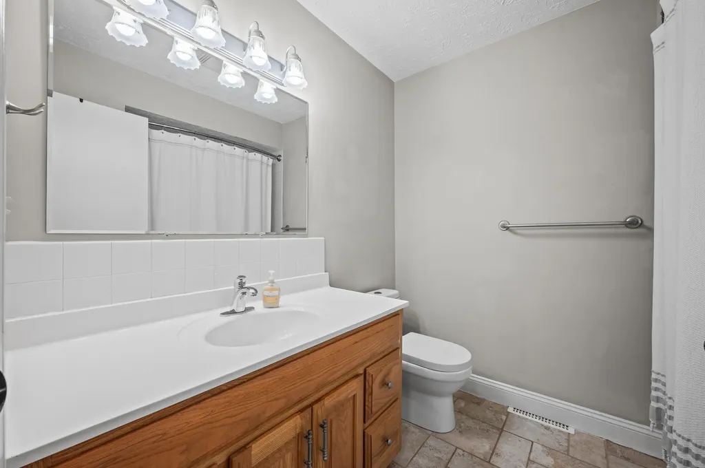 1710 Redwood Drive Lincoln Charter Township MI 49127