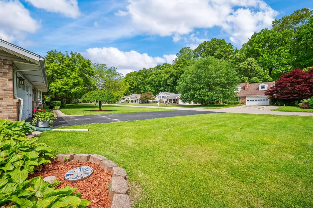 1710 Redwood Drive Lincoln Charter Township MI 49127