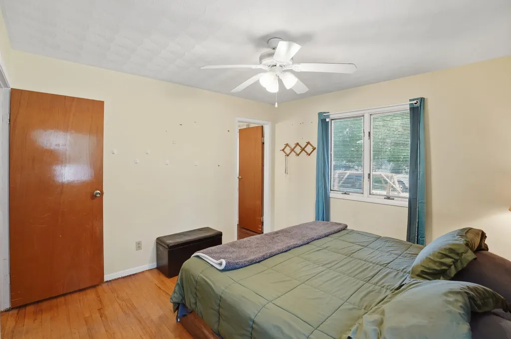 102 S Wendell Avenue Hartford City MI 49057