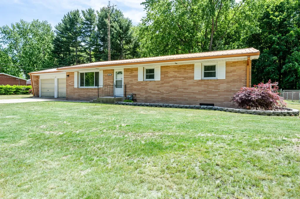 1846 Maple Lane Hagar Township MI 49022