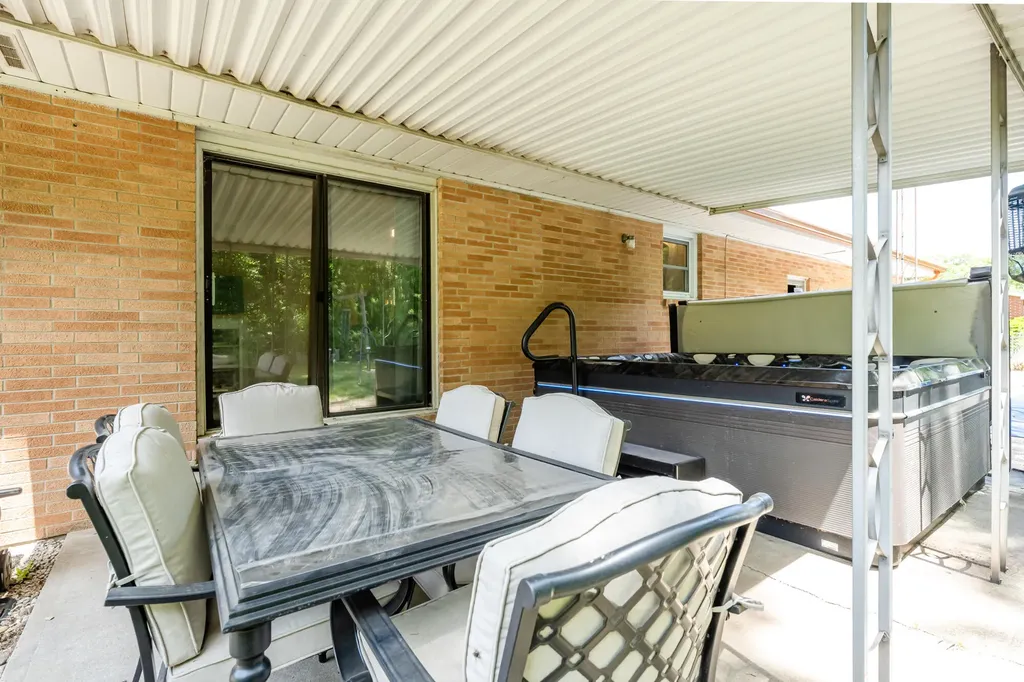 1846 Maple Lane Hagar Township MI 49022