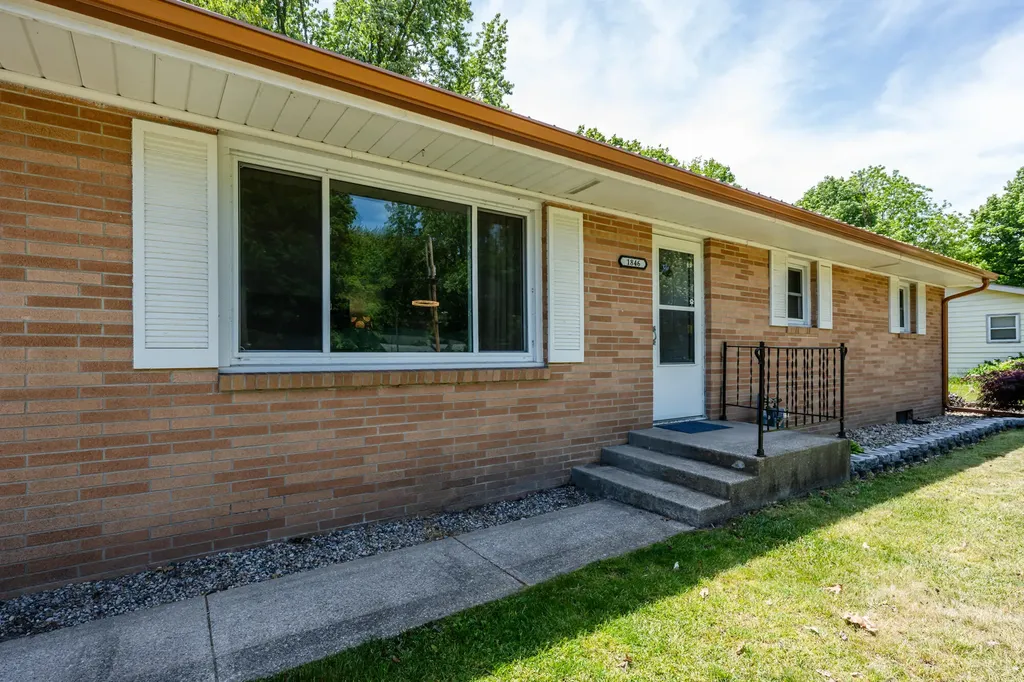 1846 Maple Lane Hagar Township MI 49022