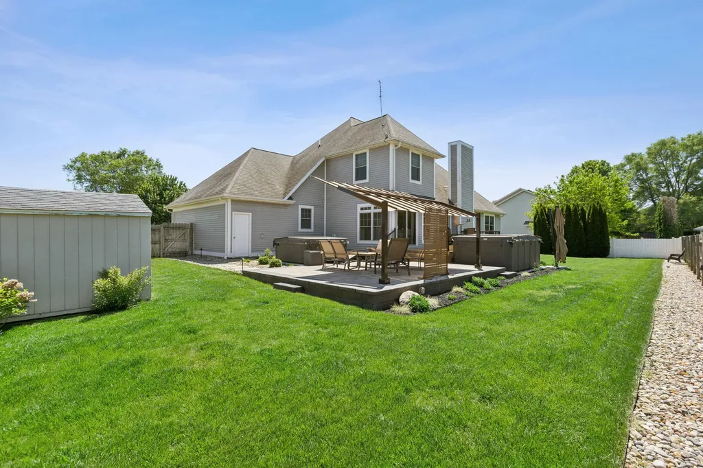 4178 S Royal Curve Royalton Township MI 49085