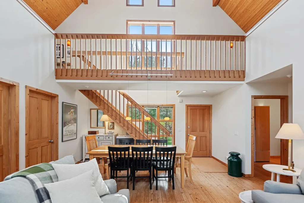 13670 Cottonwood Lane Chikaming Township MI 49115