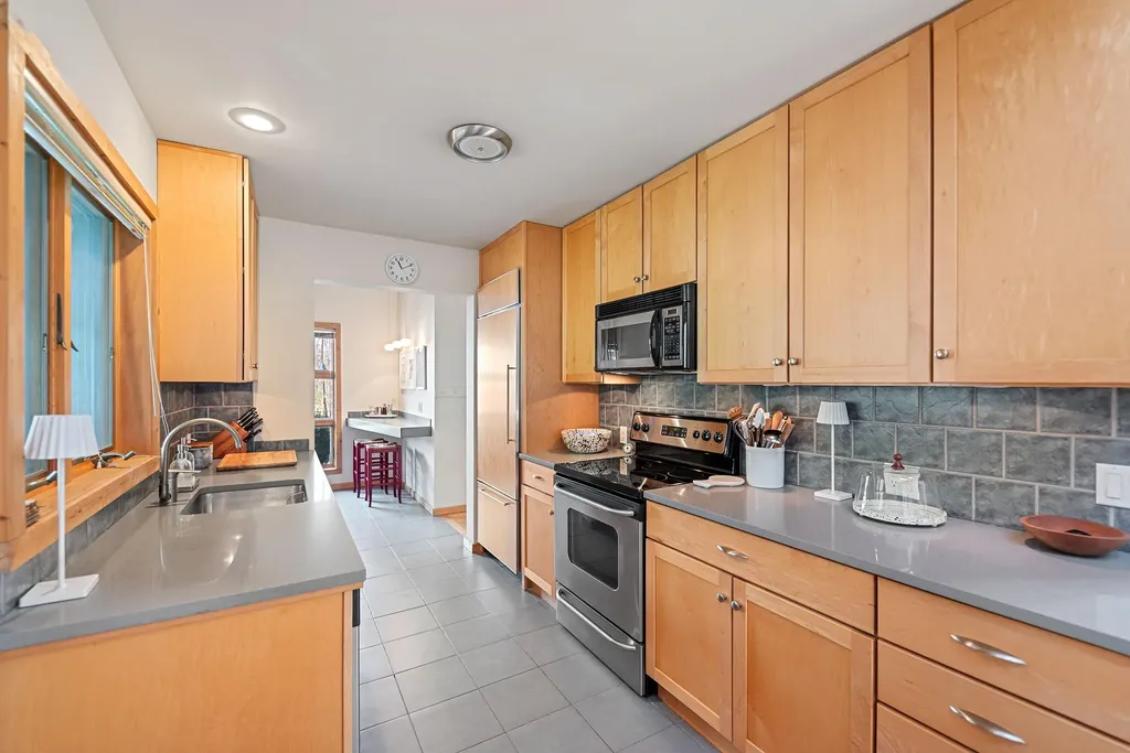 13670 Cottonwood Lane Chikaming Township MI 49115