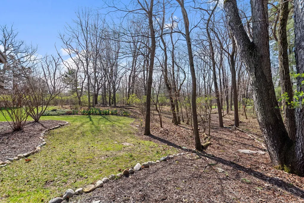 13670 Cottonwood Lane Chikaming Township MI 49115