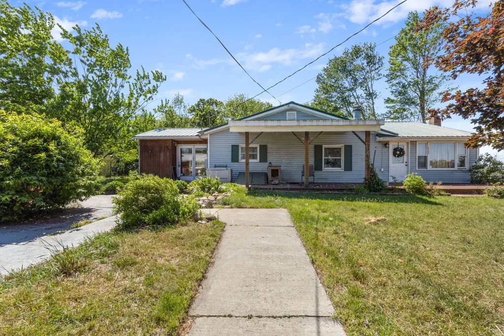 2750 Beebe Road Howard Township MI 49120