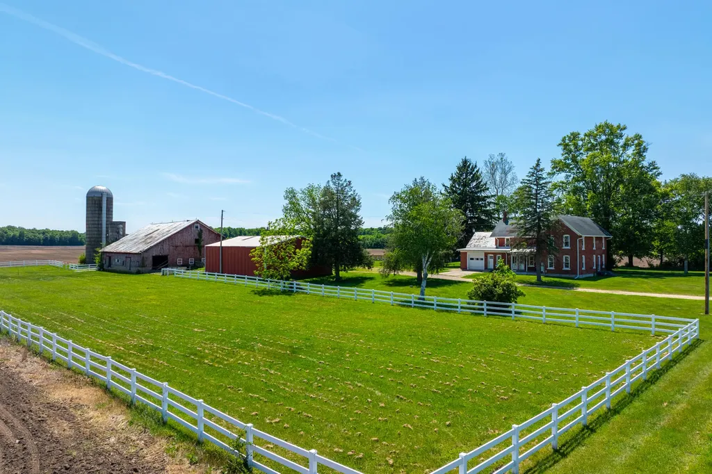 26107 Beeson Street Lagrange Township MI 49031