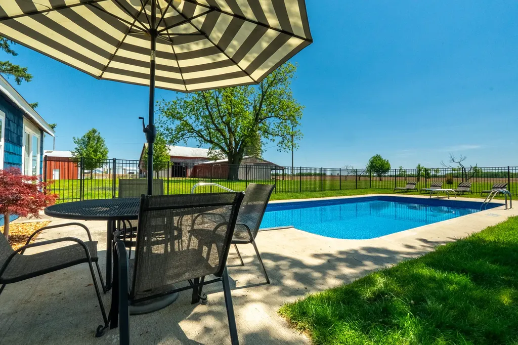 26107 Beeson Street Lagrange Township MI 49031