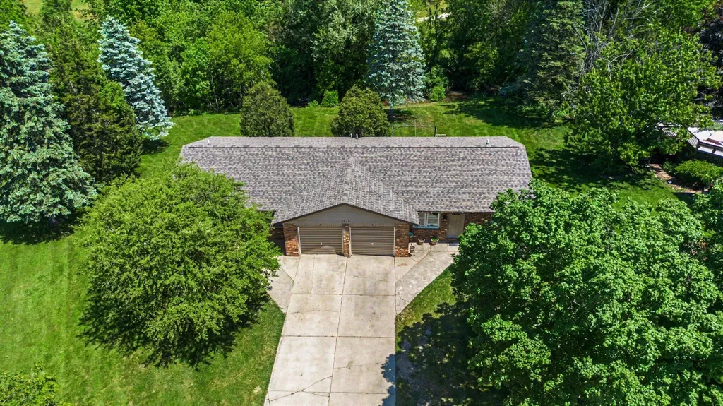 1575 Pheasant Run Baroda Village MI 49101