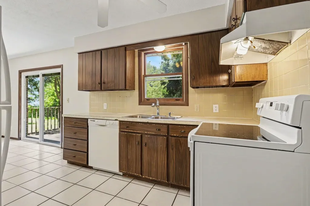 1575 Pheasant Run Baroda Village MI 49101