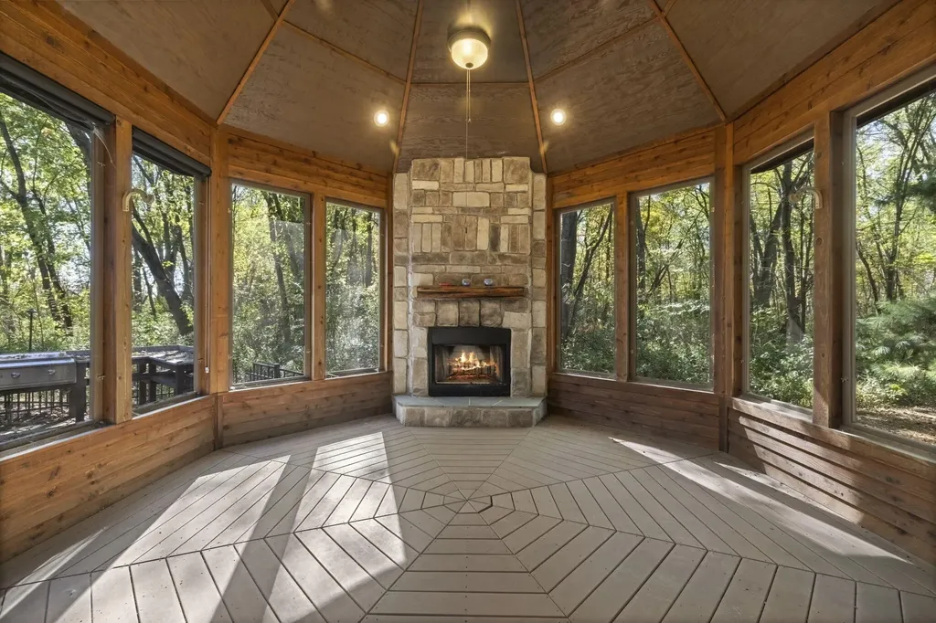5650 Lily Lane Chikaming Township MI 49125